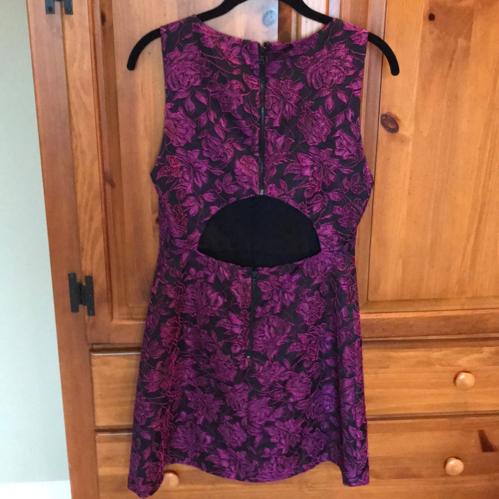 Cocktail dress - Picture 2 of 3